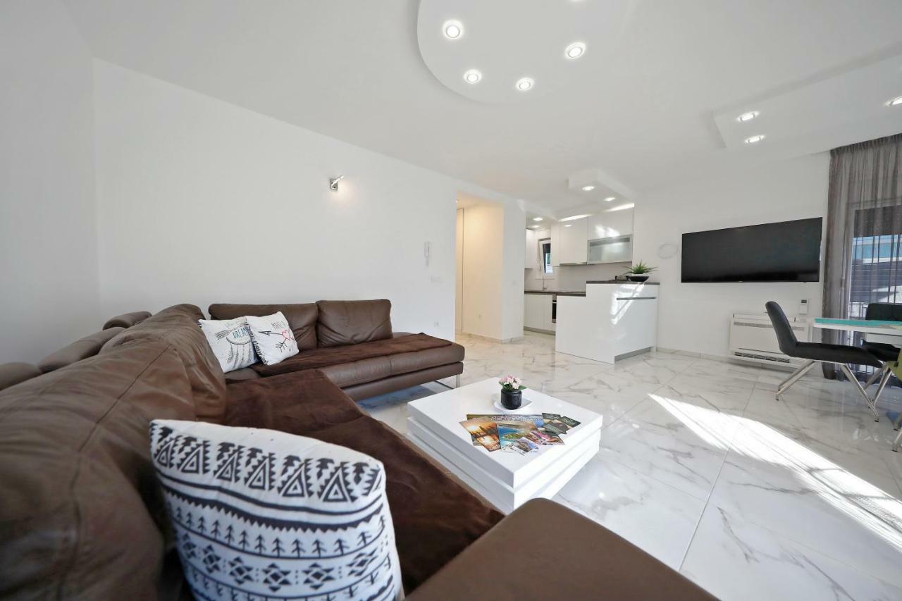 Apartmani Bida ザダル エクステリア 写真