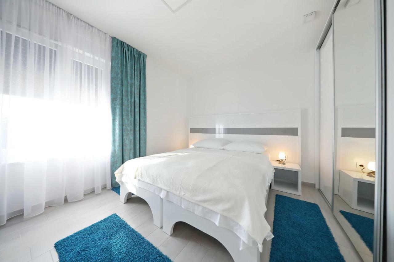 Apartmani Bida ザダル エクステリア 写真